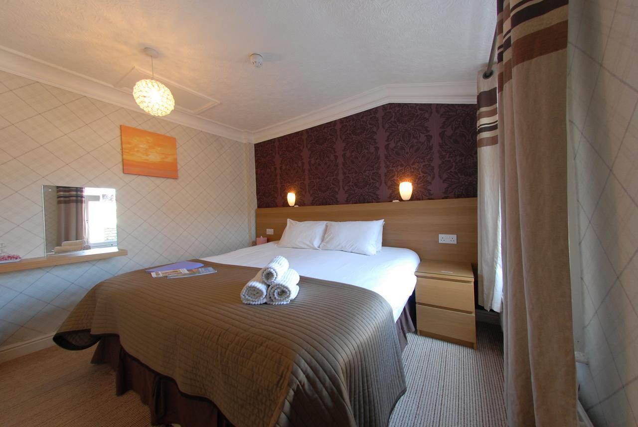 Chiltern Guest House Уитби Экстерьер фото